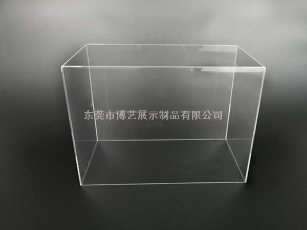 一個亞克力魚缸它比普通玻璃魚缸有著什么樣的優勢呢？